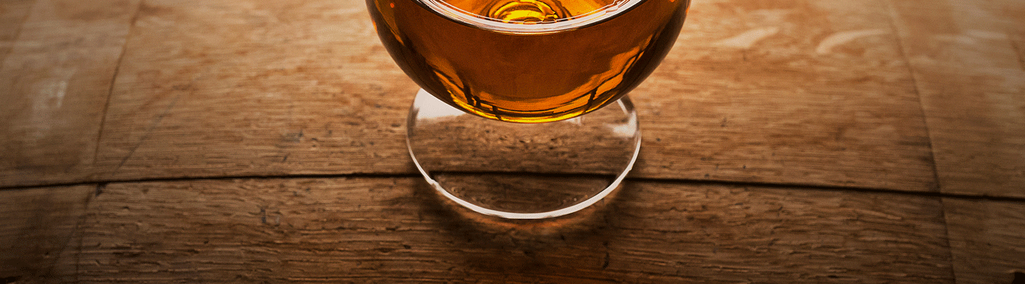 Independent scotch whiskey bottlers ≡ The Whisky Lodge